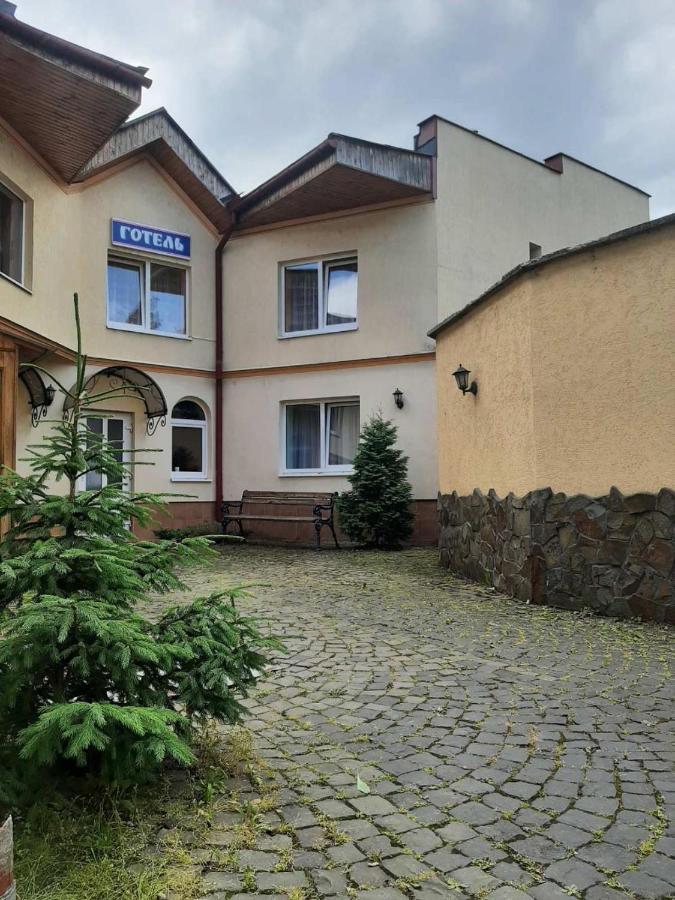 Hotel Nikolet Mukatschewo Exterior foto